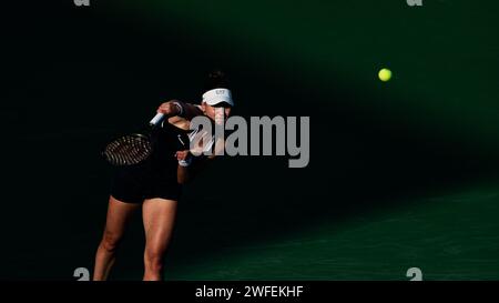 Veronika Kudermetova (RUS) gegen Garbine Muguruza (ESP) während ihres Singles Round 2 Matches im Rahmen der Dubai Duty Free Tennis Championships WTA 500 am 16. Februar 2022 in Dubai, Vereinigte Arabische Emirate. Foto von Victor Fraile / Power Sport Images Stockfoto