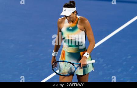 Veronika Kudermetova (RUS) gegen Garbine Muguruza (ESP) während ihres Singles Round 2 Matches im Rahmen der Dubai Duty Free Tennis Championships WTA 500 am 16. Februar 2022 in Dubai, Vereinigte Arabische Emirate. Foto von Victor Fraile / Power Sport Images Stockfoto