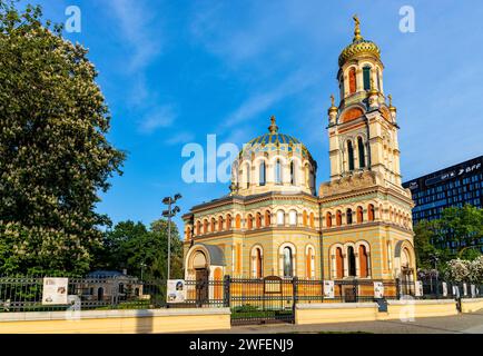 Lodz, Polen - 21. Mai 2023: Alexander Nevsky Ost-orthodoxe Kathedrale in der Kilinskiego Straße im historischen Industriestadtzentrum der Altstadt von Lodz Stockfoto