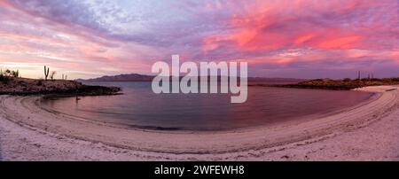 Sonnenaufgang, La Perla Beach, Baja California Sur, Mexiko Stockfoto