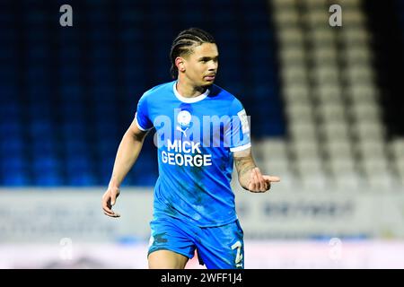 Jadel Katongo (2 Peterborough United) gibt Gesten während des EFL Trophy Quarter Final Matches zwischen Peterborough und AFC Wimbledon in der London Road, Peterborough am Dienstag, den 30. Januar 2024. (Foto: Kevin Hodgson | MI News) Credit: MI News & Sport /Alamy Live News Stockfoto