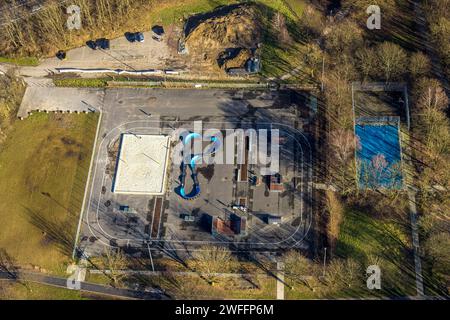 Luftbild, Skatepark und Sportplatz auf der Heide, Altenbochum, Bochum, Ruhrgebiet, Nordrhein-Westfalen, Deutschland ACHTUNGxMINDESTHONORARx60xEURO *** Luftansicht, Skatepark und Sportplatz auf der Heide, Altenbochum, Bochum, Ruhrgebiet, Nordrhein-Westfalen, Deutschland ATTENTIONxMINDESTHONORARx60xEURO Stockfoto