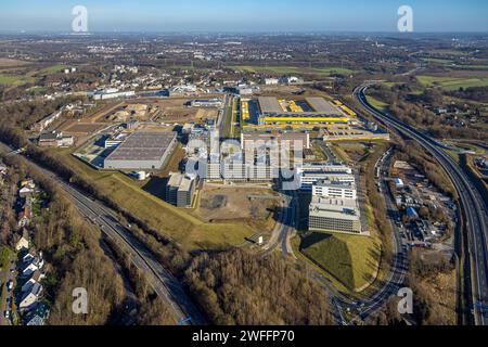 Luftbild, DHL Logisitik und O-Werk Gebäude, Großbaustelle Mark 51/7, O-Werk Campus und Neubau Wissenschafts- und Technologiequartier, ehemaliges Opel Areal an der Autobahn A448, Laer, Bochum, Ruhrgebiet, Nordrhein-Westfalen, Deutschland ACHTUNGxMINDESTHONORARx60xEURO *** Luftaufnahme, DHL Logistik- und O Werkgebäude, Großbaustelle Mark 51 7, O Werk Campus und neues Wissenschafts- und Technologieviertel, ehemaliger Opel Standort an der Autobahn A448, Laer, Bochum, Ruhrgebiet, Nordrhein-Westfalen, Deutschland ATTENTIONxMINDESTHONORARx60xEURO Stockfoto