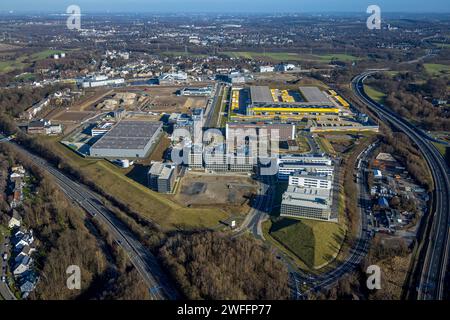 Luftbild, DHL Logisitik und O-Werk Gebäude, Großbaustelle Mark 51/7, O-Werk Campus und Neubau Wissenschafts- und Technologiequartier, ehemaliges Opel Areal an der Autobahn A448, Laer, Bochum, Ruhrgebiet, Nordrhein-Westfalen, Deutschland ACHTUNGxMINDESTHONORARx60xEURO *** Luftaufnahme, DHL Logistik- und O Werkgebäude, Großbaustelle Mark 51 7, O Werk Campus und neues Wissenschafts- und Technologieviertel, ehemaliger Opel Standort an der Autobahn A448, Laer, Bochum, Ruhrgebiet, Nordrhein-Westfalen, Deutschland ATTENTIONxMINDESTHONORARx60xEURO Stockfoto