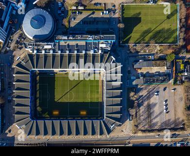 Luftbild, Fußballstadion Vonovia Ruhrstadion, Bundesligastadion des VFL Bochum 1848, Senkrechtaufnahme, Grumme, Bochum, Ruhrgebiet, Nordrhein-Westfalen, Deutschland ACHTUNGxMINDESTHONORARx60xEURO *** Luftaufnahme, Fußballstadion Vonovia Ruhrstadion, Bundesliga-Stadion VFL Bochum 1848, vertikaler Schuss, Grumme, Bochum, Ruhrgebiet, Nordrhein-Westfalen, Deutschland ACHTUNGxMINDESTHONORARx60xEURO Stockfoto