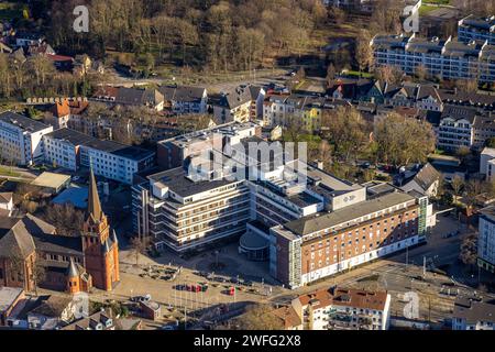 Luftbild, Marienkirche mit Marienplatz und Krankenhaus Marien Hospital Witten, Sonnenschein, Witten, Ruhrgebiet, Nordrhein-Westfalen, Deutschland ACHTUNGxMINDESTHONORARx60xEURO *** Luftansicht, Marienkirche mit Marienplatz und Krankenhaus Marien Hospital Witten, Sonnenschein, Witten, Ruhrgebiet, Nordrhein-Westfalen, Deutschland ATTENTIONxMINDESTHONORARx60xEURO Stockfoto