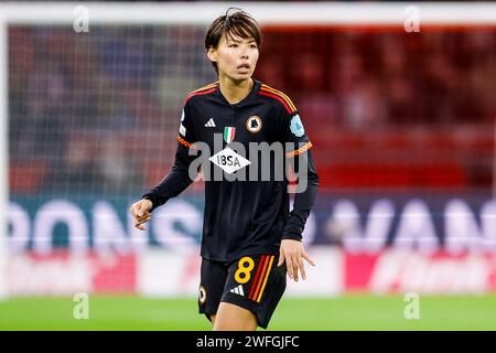 AMSTERDAM, NIEDERLANDE - JANUAR 30: Saki Kumagai (AS Roma) sieht beim Spiel der Gruppe C - UEFA Women's Champions League 2023/24 gegen AFC Ajax und an Stockfoto