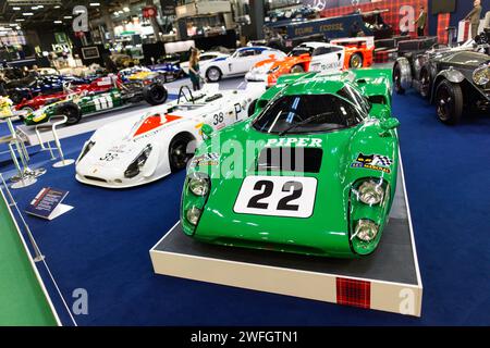 Paris, Frankreich. Januar 31, 2024. Lola T70 während der Retromobile Motorshow 2024 auf der Pariser Expo Porte de Versailles, vom 30. Januar bis 4. Februar 2024 in Paris, Frankreich - Foto Julien Delfosse/DPPI Credit: DPPI Media/Alamy Live News Stockfoto