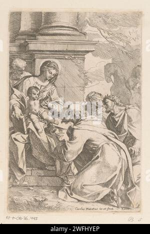 Anbetung von de Koningen, Carlo Maratta, 1635–1713 Druck Maria sitzt auf ihrem Schoß mit dem Christuskind. Joseph ist hinter ihnen. Die drei Könige knien vor dem Christkind. Ein Kamel im Hintergrund. Rom Papierätzung Anbetung der Könige: Die Weisen überreichen ihre Geschenke an das Christuskind (Gold, Weihrauch und Myrrhe) (+ Spender, Bittsteller, auch bei schutzheiligen) Stockfoto