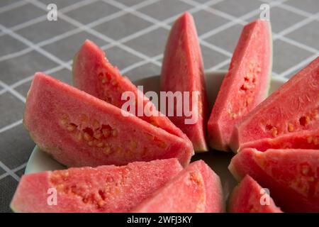 Bilder von Guave, rosa Guava, köstliche asiatische Guava, hochwertige Bilder Stockfoto