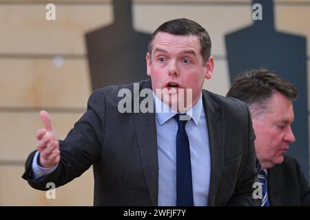 Edinburgh Scotland, UK 31 Januar 2024 Douglas Ross MSP spricht im schottischen Parlament während der Debatte der schottischen Konservativen und Unionistischen Partei über die COVID-19-Inquiry Revelations des Vereinigten Königreichs. Credit sst/alamy Live News Stockfoto