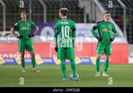 München, Deutschland. Januar 2024. firo: 20.01.2024, Fußball, 3. Liga, 3. Bundesliga, Saison 2023/2024, 21. Spieltag, TSV München 1860 - MSV Duisburg, MSV Duisburg, MSV Duisburg, Duisburg, ganze Zahl, Enttäuschung, Kredit: dpa/Alamy Live News Stockfoto