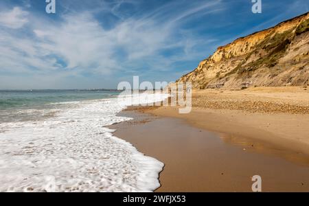 Wellen bei hengistbury Head, Großbritannien Stockfoto