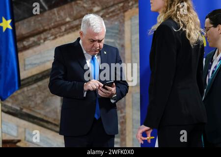 Brüssel, Belgien Januar 31, 2024. Angel Tilvar, Verteidigungsminister vor dem Familienfoto während des informellen Treffens der EU-Verteidigungsminister am 31. Januar 2024 in Brüssel, Belgien. Quelle: ALEXANDROS MICHAILIDIS/Alamy Live News Stockfoto