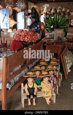 Kunsthandwerk aus der brasilianischen Kolonialstadt Paraty. Stockfoto