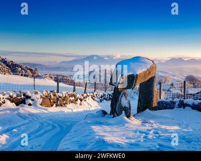 Legananny Dolmen in the Snow, County Down, Nordirland Stockfoto