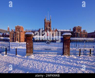 Schnee an der Queens University, Belfast, Nordirland Stockfoto