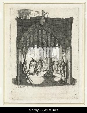 Doornenkroning, Jacques Callot, 1624 - 1625 gedruckte Soldaten drücken Christus, sitzend in einem Gefangenenturm, eine Dornenkrone auf dem Kopf. Zuschauer sehen zu. Dieser Druck ist Teil der Presseserie „de kleine Passie“, die aus 12 Szenen aus der leidenden Geschichte besteht. Nancy Papier, das die Krone mit Dornen ätzt: Soldaten mit Stöcken legen eine Dornenkrone auf Christi Kopf und geben ihm ein Rohr (Matthäus 27,27-31; Markus 15,16-20; Johannes 19,2-3) Stockfoto