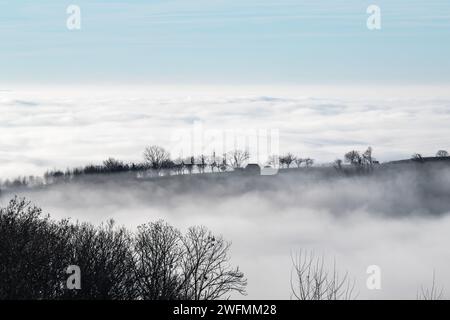 La Rochette - Vue hivernale de la vallée de la Vézère Stockfoto