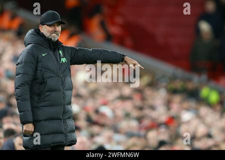 Liverpool, Großbritannien. Januar 31, 2024. Jurgen Klopp, der Manager von Liverpool. Premier League Spiel Liverpool gegen Chelsea am Mittwoch, den 31. Januar 2024, in Liverpool in Anfield. Dieses Bild darf nur für redaktionelle Zwecke verwendet werden. Nur redaktionelle Verwendung. bild von Chris Stading/Andrew Orchard Sportfotografie/Alamy Live News Credit: Andrew Orchard Sportfotografie/Alamy Live News Stockfoto