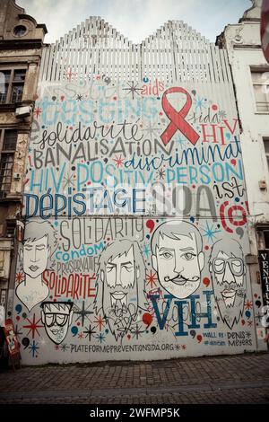 Wandgemälde über AIDS und HIV im Stadtzentrum von Brüssel, in der Nähe des Grand Place Stockfoto