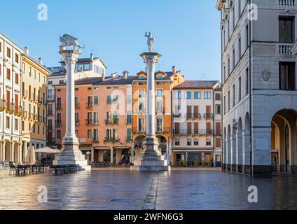 Vicenza - Piazza dei Signori im Morgenlicht. Stockfoto