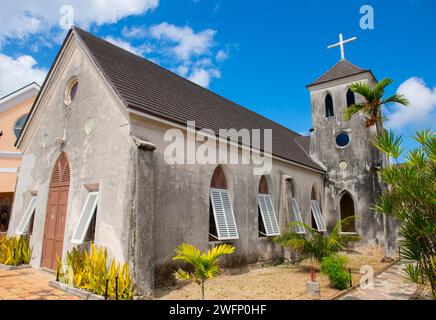 St. Francis Xavier Cathedral in der historischen Innenstadt von Nassau, New Providence Island, Bahamas. Stockfoto