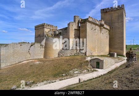 Ampudia, Schloss. Tierra de Campos, Provinz Palencia, Castilla y Leon, Spanien. Stockfoto