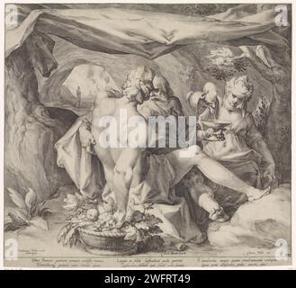 Lot und seine Töchter, Jan Harmensz. Muller, 1598 - 1602 Druckstelle sitzt mit seinen Töchtern in einer Höhle und ist betrunken. Im Hintergrund die brennenden Städte Sodom und Gomorra und die Ehefrau Lots als Salzsäule. Am unteren Rand des Randes befinden sich drei lateinische Verse mit zwei Linien über der Show. Amsterdamer Papierstich Lot und seine Töchter (1. Mose 19:30-38) Stockfoto