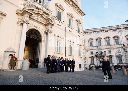 Roma, Italien. Februar 2024. Foto Cecilia Fabiano/LaPresse 01 Febbraio 2024 Roma, Italia - Cronaca - Sergio Mattarella riceve al Quirinale la nazionale italiana maschile di Tennis vincitrice della Coppa Davis Nella foto: la Squadra 01. Februar 2024 Roma, Italien - der Präsident der Republik Sergio Mattarella empfängt die italienische Tennisnationalmannschaft der Männer, die den Davis Cup 2023 gewonnen hat, auf dem Foto: das Team Credit: LaPresse/Alamy Live News Stockfoto