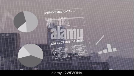 Bild der Binärcodierung und Verarbeitung von Finanzdaten über Stadt Stockfoto