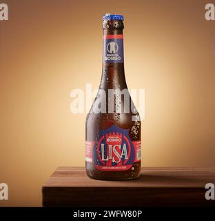 Mansfield, Nottingham, Großbritannien, 31. Januar 2024: Studio-Produktbild einer Flasche Borgo Lisa Lager, ein italienisches gebrautes Lager. Stockfoto