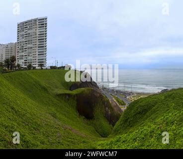 Pazifikküste in der peruanischen Hauptstadt Lima Stockfoto