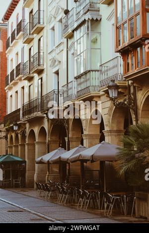 Straße im Zentrum der Stadt Logroño in Spanien am 20. Oktober 2021 Stockfoto