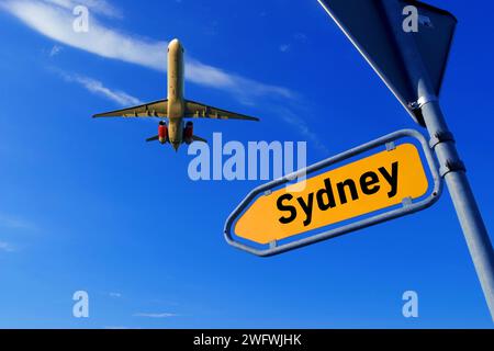 Schild für das Reiseziel Sydney mit einem Passagierflugzeug Stockfoto