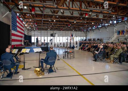 Christopher W. Grady, stellvertretender Vorsitzender des Joint Chiefs of Staff, spricht während der Zeremonie zum Change of Command der US Space Command auf der Peterson Space Force Base, Kolos, 10. Januar 2024. Stockfoto