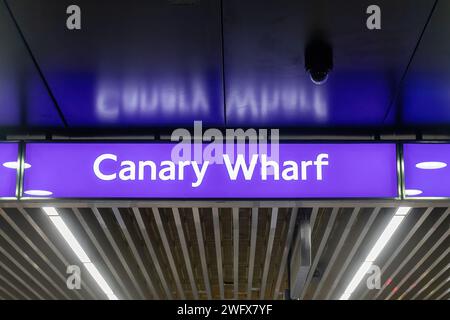 Schild Canary Wharf, London, England, Großbritannien Stockfoto