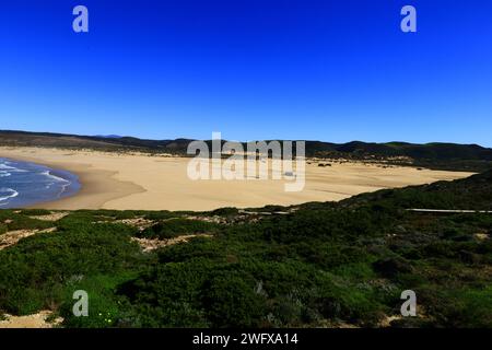 Blick auf den Bordeira Beach an der Westküste Portugals Stockfoto