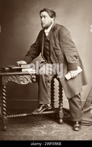 1867 Porträt Charles Haddon Spurgeon (1834–1892), englischer baptistischer Prediger, der bis heute unter Christen verschiedener Glaubensrichtungen sehr einflussreich ist. Stockfoto