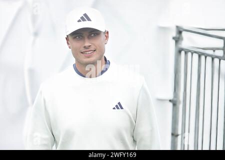 Pebble Beach, USA. Februar 2024. Pebble Beach, Monterey, Kalifornien, USA - 1. Februar 2024 Ludvig Aberg (Schweden) Porträt, bevor er seine erste Runde der zweiten „Signature“-Veranstaltung der USA PGA Tour Season beginnt - dem AT&T Pro-am bei den berühmten Pebble Beach Links. Quelle: Motofoto/Alamy Live News Stockfoto