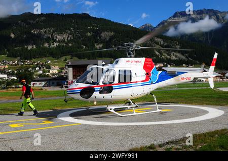 Helikopter Samedan Flughafen: Schweizer Helikopter am Samedan Flughafen Stockfoto