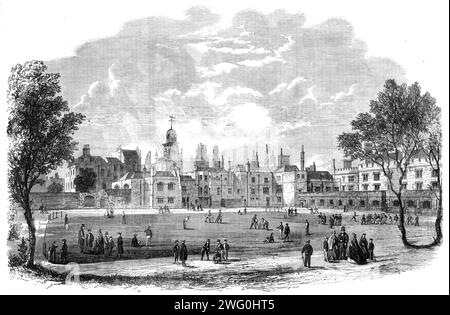 The Great Schools of England - Charterhouse from the Green, 1862. Charterhouse, eine öffentliche Schule, wurde 1611 von Thomas Sutton in London an der Stelle eines Kartäuserklosters gegründet. Sie wurde 1872 an ihren heutigen Standort in Godalming, Surrey, verlegt. Aus Illustrated London News, 1862. Stockfoto