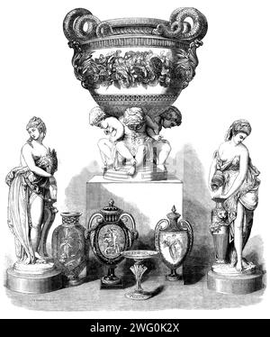 The International Exhibition: Gruppe von Artikeln von Messrs. Minton and Co., 1862. Das zentrale Objekt... ist eine von zwei Vasen von beträchtlicher Größe, die auf einer Gruppe von vier Pariser Cupiden getragen werden, die Bänder und die Vorhänge... sind mit mattiertem Gold umrandet. Der obere und der untere Teil der Vase sind aus tiefem Sevres-Blau, auf dem massives Goldschmuck aufgetragen ist, von dem Teile mattiert sind, während andere Teile brüniert sind. Die Griffe, die aus spiralförmig gewickelten Schlangen bestehen, sind ebenfalls aus mattem Gold...die Renaissancefiguren...sind allegorisch von Sommer und Herbst - Sommer mit einem Bündel Gr Stockfoto