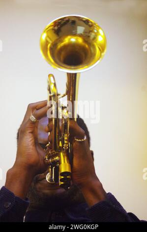 Mark Kavuma, Gary Crosby Sextet, National Jazz Archive, Loughton, Essex, Oktober 2023. Stockfoto