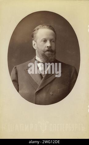Graf Serge Vitte, halblanges Porträt, nach rechts gerichtet, zwischen 1880 und 1886. Stockfoto
