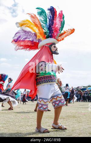 Atltepeilhuitl Cultural Festival als Teil des Karnevals von Tlaxcala 28. Januar 2024, Papalotla, Tlaxcala de Xicotencatl, Mexiko: Das siebzehnte Atltepeilhuitl Kulturfestival fand statt, ein Festival vorspanischer Herkunft und Festival der Bittgabe des Wassers an den Gott des Hügels, an dem mehrere Gemeinden mit ihren jeweiligen Tänzen teilnahmen. Diese traditionelle Feier beginnt am 12. Februar und endet am 13. Februar auf dem Cerro de la Luna. Papalotla Tlaxcala Mexiko Copyright: XEssenexHernandezxxEyepixxGroupx Stockfoto