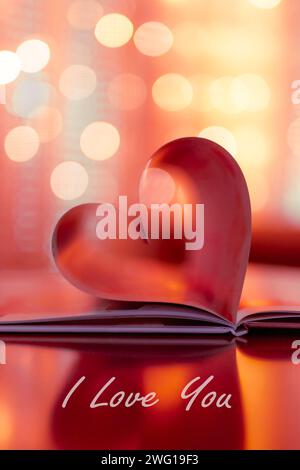 Paare lieben Valenstines Day Design. Perfekte Herzform Buchseiten romantisch. Farben im Vintage-Stil, Zitate von Lichtern, Reflektionen. Wunderschöner Februar Stockfoto