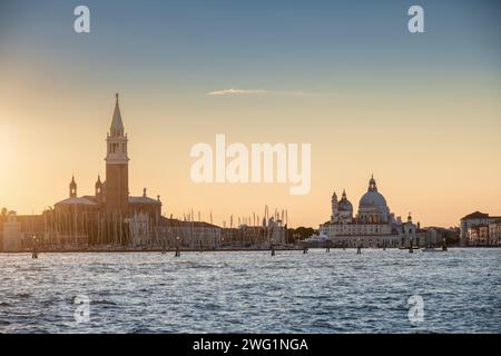 Kirche San Giorgio Maggiore & Basilica di Santa Maria della Salute, Venedig, Italien Stockfoto