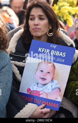 Anne Sinclair et plusieurs personnalités politique sont venus au Trocadéro réclamer la libération immédiate de tous les Prisonniers du hamas Stockfoto