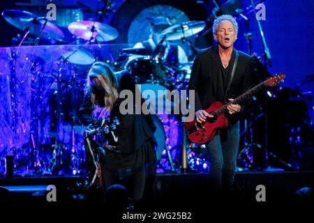 Stevie Nicks, Sänger, Schlagzeuger Mick Fleetwood und Lindsey Buckingham Gitarrist von Fleetwood Mac treten im TD Garden in Boston, Massac auf Stockfoto